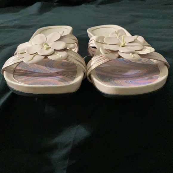 Blush Pink LIZFLEX  Sandals by Liz Claiborne - Picture 10 of 10